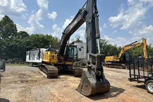 2021 John Deere 210G  Excavator